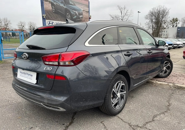 Hyundai I30 cena 77900 przebieg: 25000, rok produkcji 2022 z Szczytno małe 92